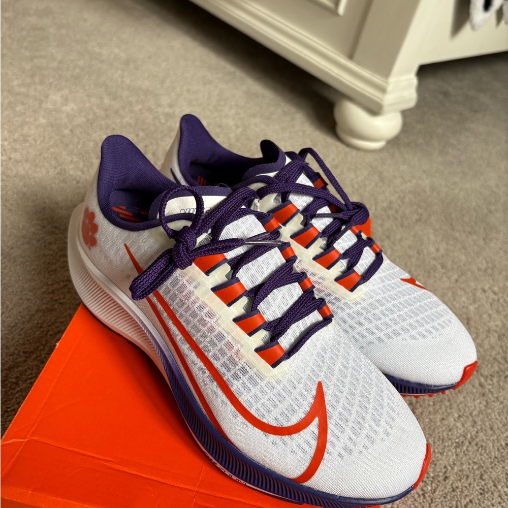 NEW Nike Zoom Pegasus 37 in White and Orange